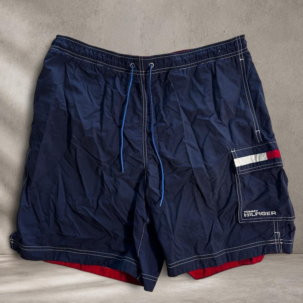 Tommy Hilfiger swim shorts in navy blue with white/red accents